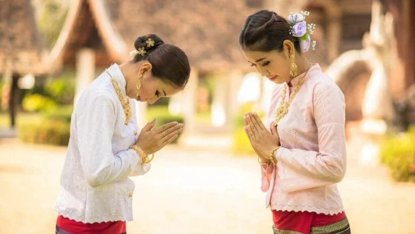 Cultural Etiquette and Customs in Chiang Rai,
